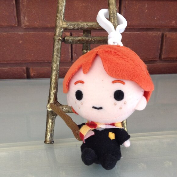Harry Potter Ron Weasley Charm - Picture 1 of 4